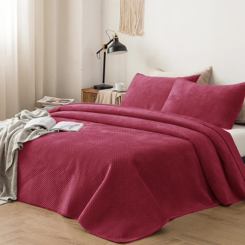 Kasentex Ultra Soft Plush Poly-Velvet Quilt Set, Queen, King, Room Decor, Graduation Gifts, Fathers Day Gift