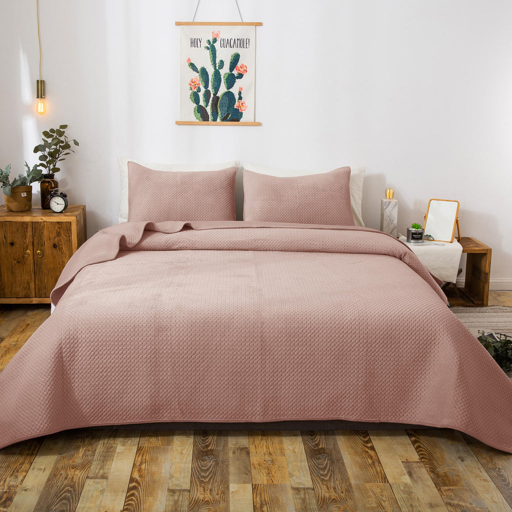 Kasentex Ultra Soft Plush Poly-Velvet Quilt Set, Queen, King, Room Decor, Graduation Gifts, Fathers Day Gift