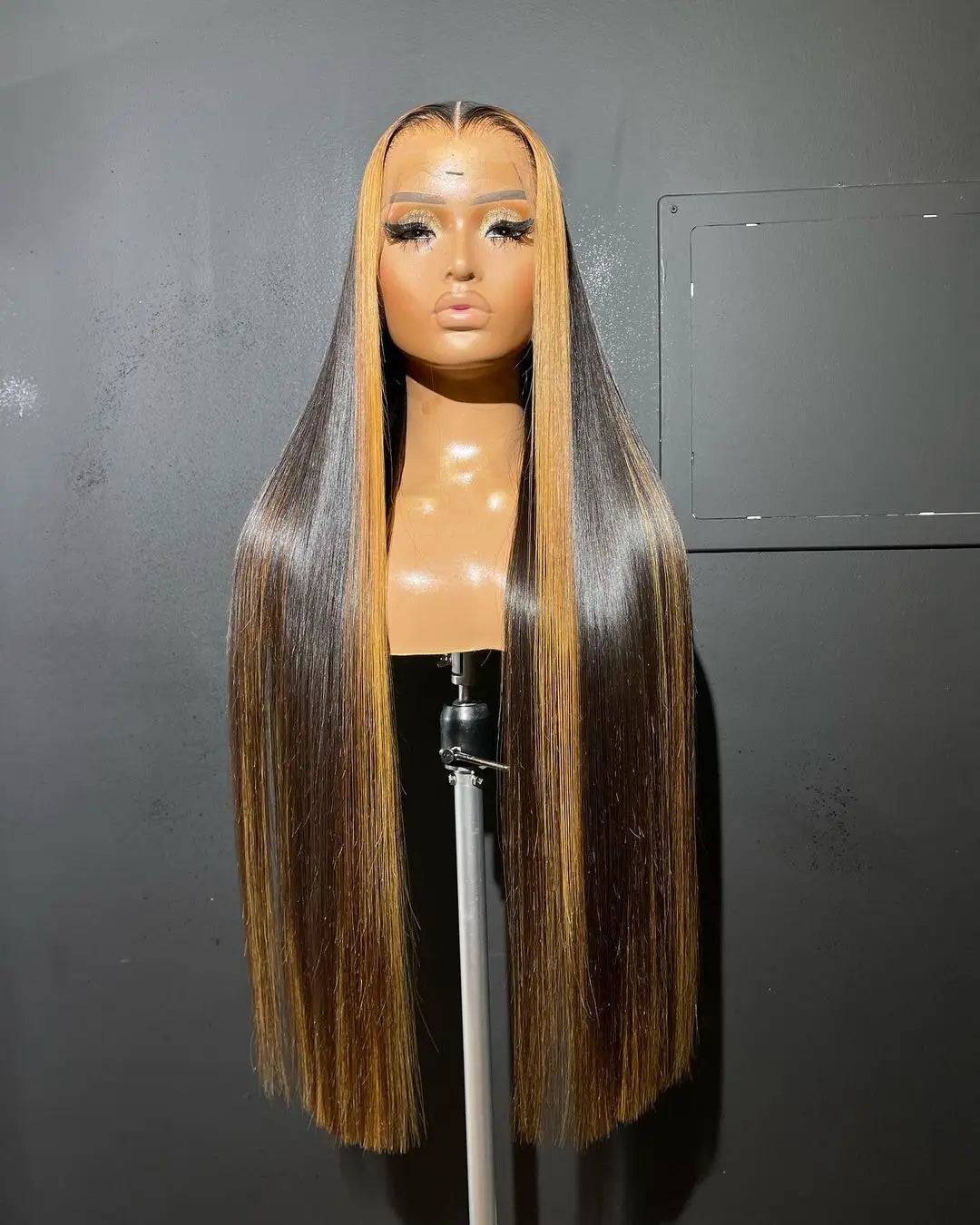 13x4 Glueless Straight Transparent HD for Lace Front 100% Virgin Remy Human Hair Wig with 250% Density and Long Length