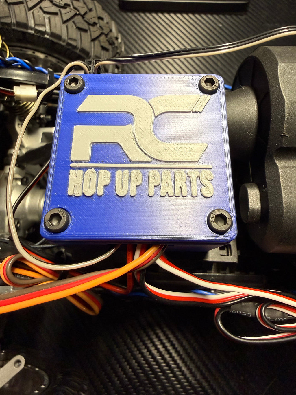 RC Hop Up Parts Large RC Receiver Box Blue, Threaded M3 Inserts and Lid for CEN Racing F450, F250, Sicario