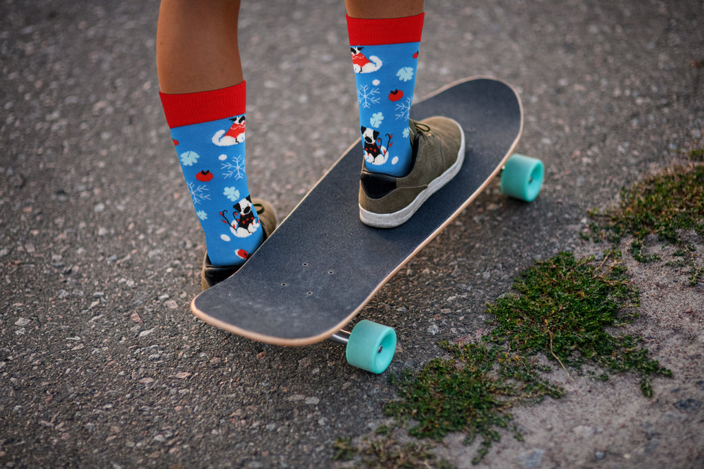 Puppy Dog Christmas Holiday Socks - Comfy Cotton for Men & Women