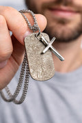 Engraved jesus image dog tag necklace with overlaying cross waterproof medallion with heavy keel chain for men