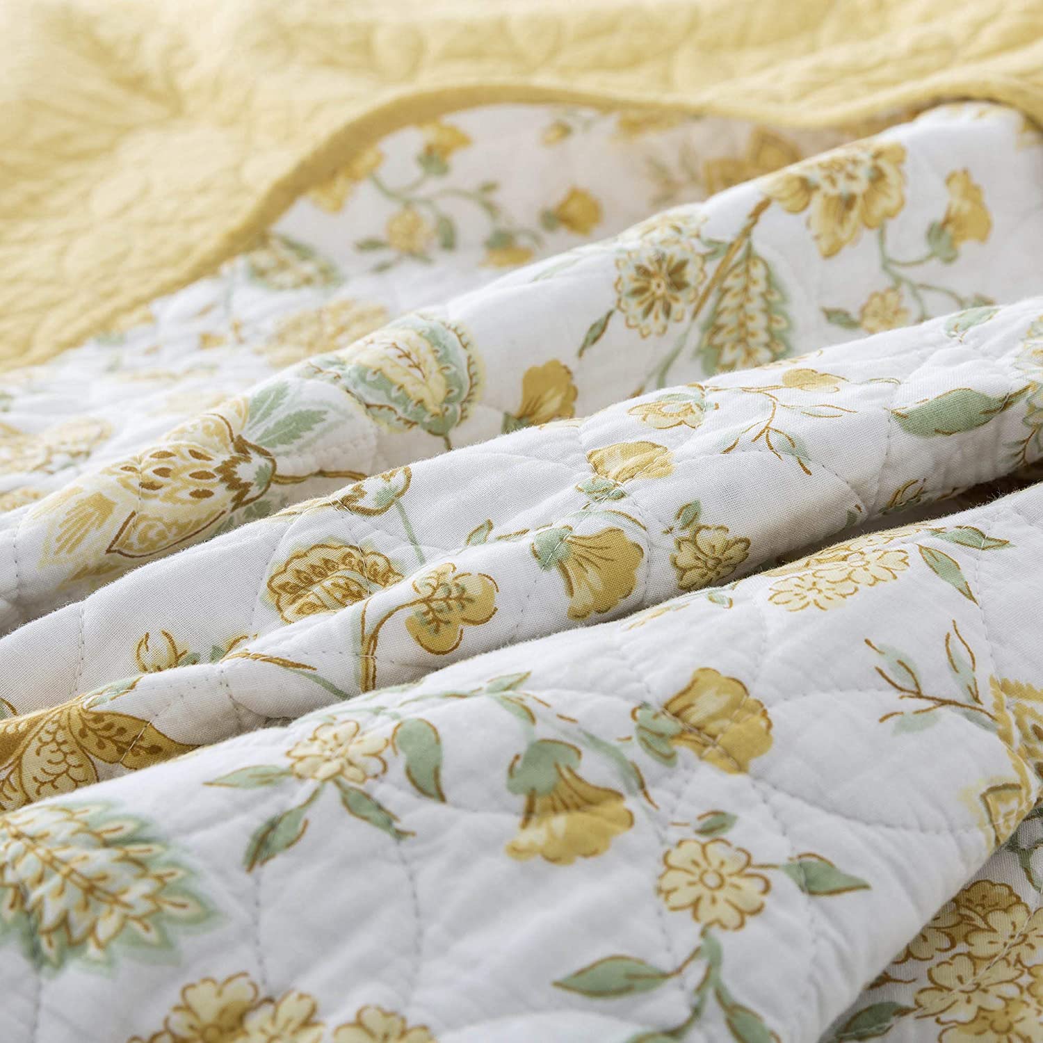Kasentex 100% Cotton Summer Ultra Soft Floral Design 3 Piece Reversible Bedding Set, Room Decor, Graduation Gifts