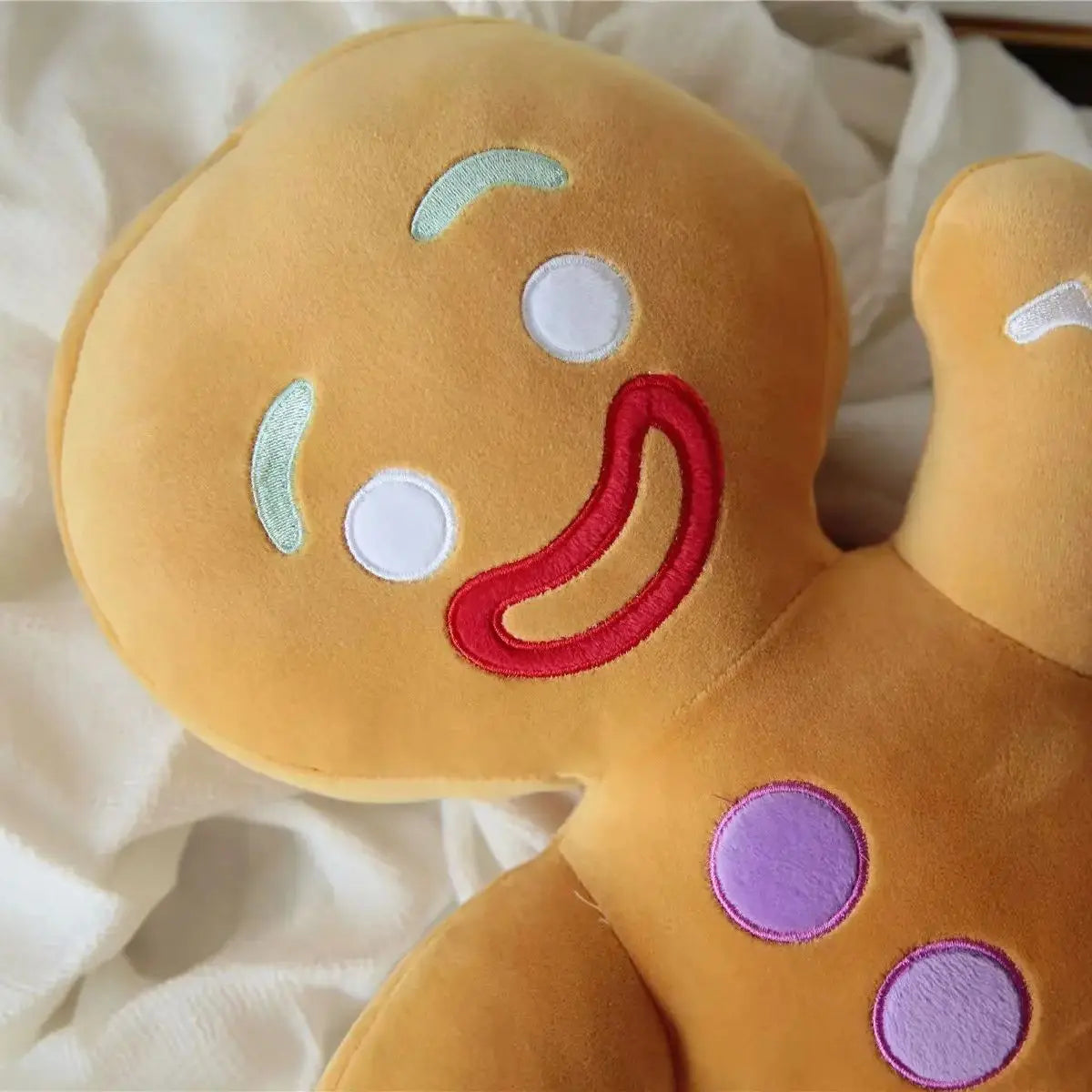 Gingerbread Man Plush Toy – Soft Stuffed Cookie Doll for Room Decor & Gifts