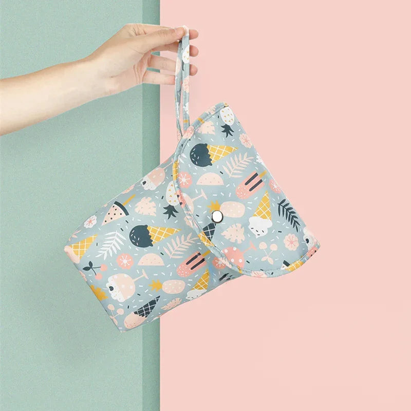 Waterproof Baby Nappy Storage Bag - Portable Diaper Pouch Wet/Dry Mummy Bag