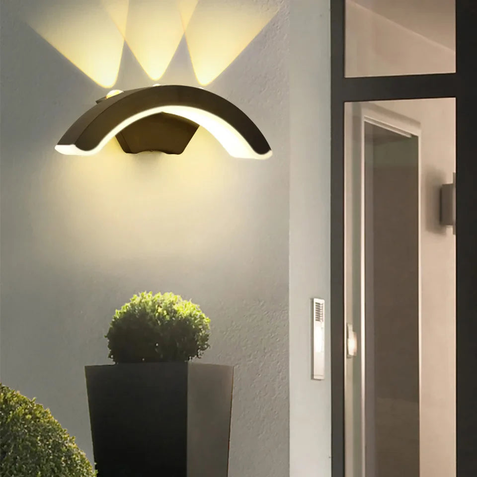 IP66 Waterproof 10W LED Outdoor Wall Sconce - Warm White Garden Balcony Exterior Light AC 85-265V