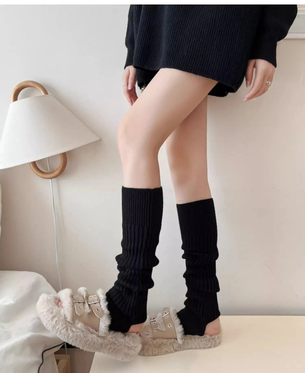 Stirrup Over-the-Calf Knitted Socks & Leg Warmers — 41 cm (16 in) Long Boot Cuffs for Women, Unisex