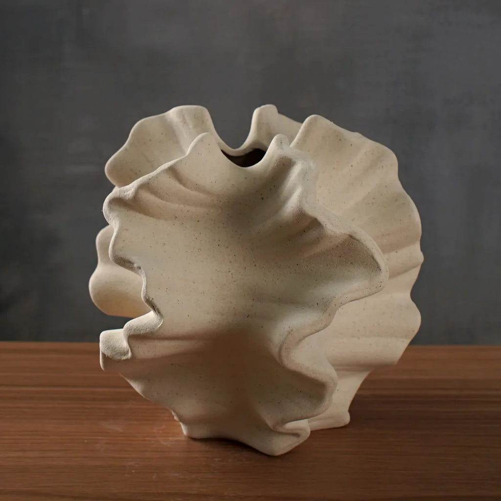 Ceramic Coral Vase Beige Matte, Nordic Tabletop Centerpiece for Pampas Grass & Flowers