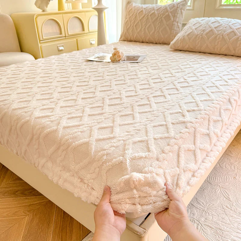 Winter Coral Fleece Fitted Sheet with Elastic Skirt - Thick Fluffy Warm Mattress Cover (Single/Queen/King)