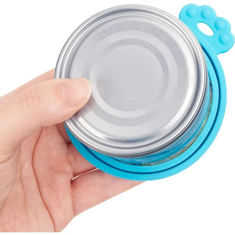 2-Piece Reusable Silicone Pet Can Lid & Spoon Set – Universal Fit (2.5/2.9/3.3 in | 6.35/7.37/8.38 cm) Airtight Seal for Dog & Cat Food