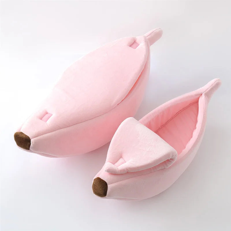 Banana-Shaped Plush Pet Bed – Cozy Cat & Small Dog House, Small (40×12×19 cm / 15.7×4.7×7.5 in) & Medium (51×14×20 cm / 20.1×5.5×7.9 in) – Yellow, Pink, Beige, Green