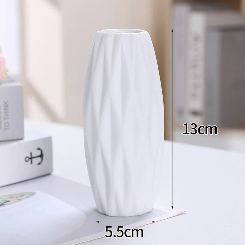 White Ceramic Bud Vase Nordic Matte Decorative Vase for Home Living Room Tabletop Flower Arrangements Photo Props