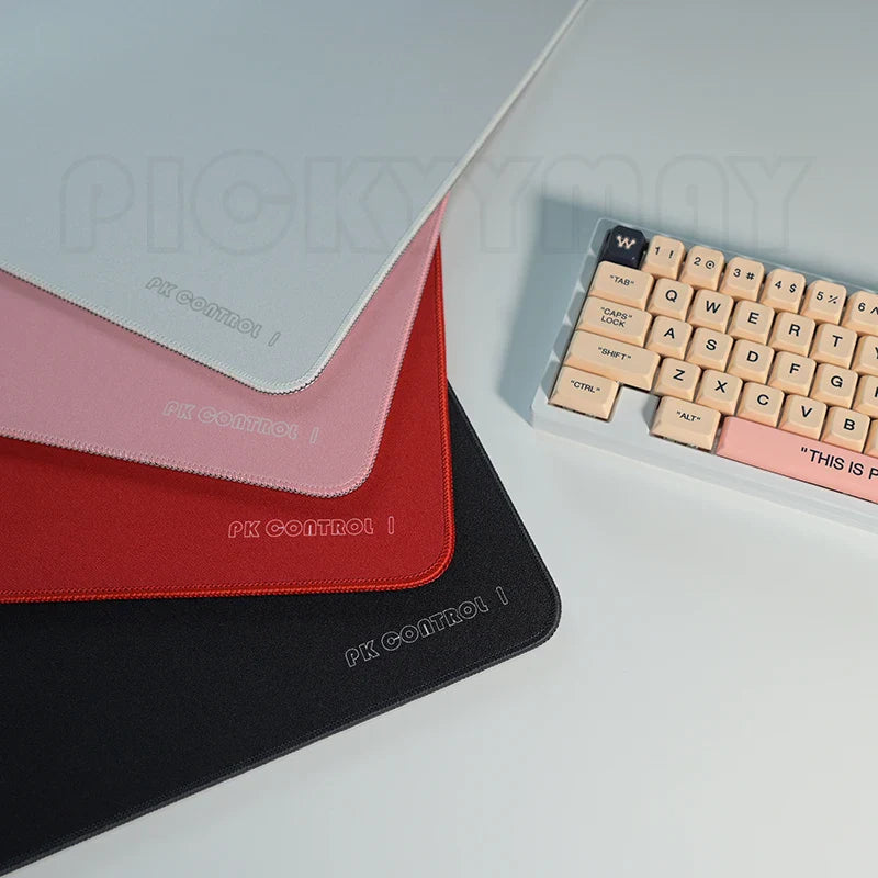 Professional Gaming Mouse Pad — Speed & Control Desk Mat, Natural Rubber Anti‑Slip, Stitched Edge, Washable