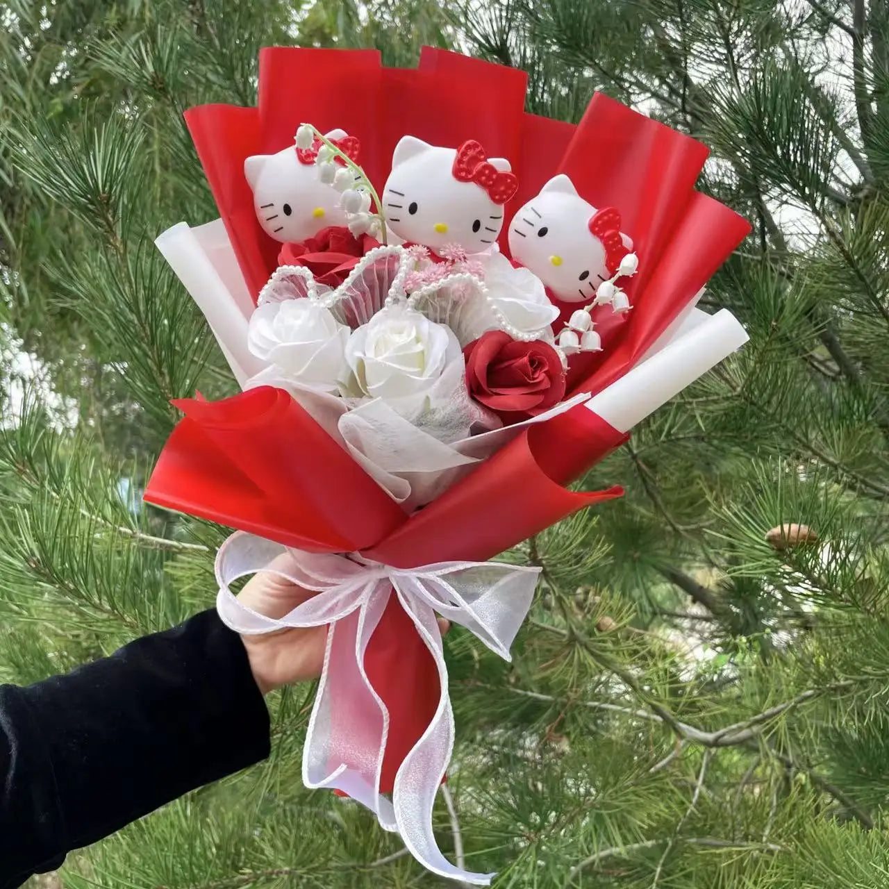 Kawaii Cat Plush Bouquet with Artificial Flowers — Cute Plush Doll Gift for Her, Valentine, Birthday, Graduation