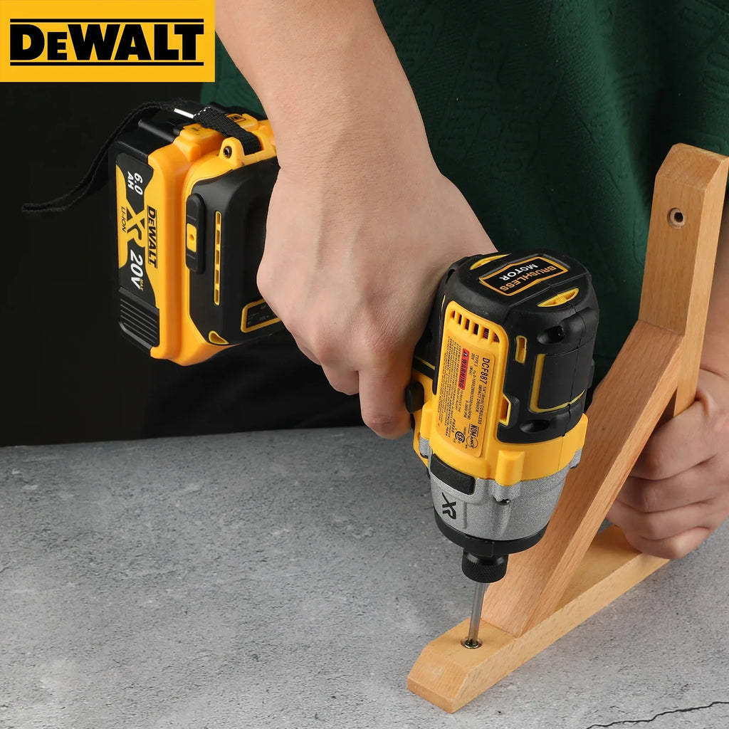 Cordless 20V Brushless Impact Driver — 205 N·m (151 ft·lb), 6.35mm (1/4 in) Quick-Release Chuck, 3250 RPM