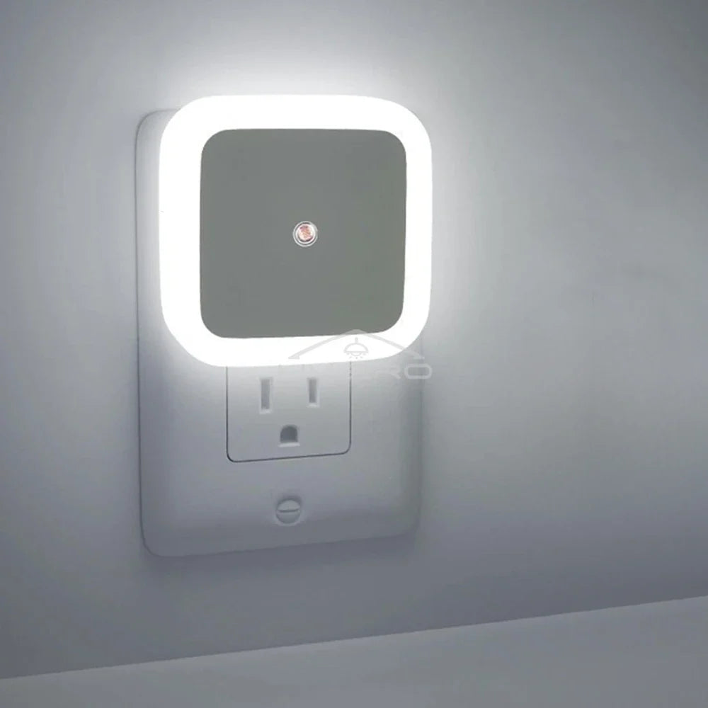 Mini Square LED Plug-In Night Light with Sensor – Soft Glow Night Lamp for Baby Room, Bedroom & Hallway (EU/US Plug)