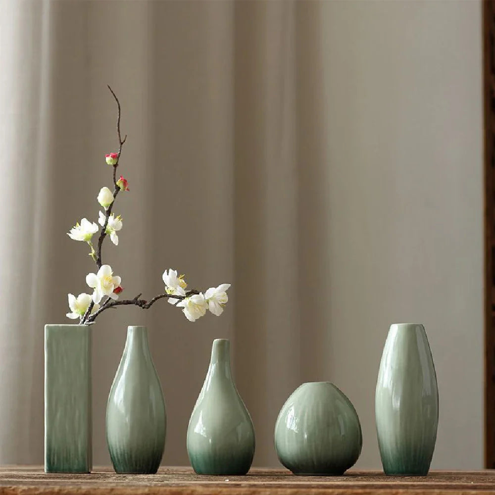 Simple Ceramic Porcelain Vase for Hydroponic Plants — Minimalist Small Vase for Living Room & Dining Table Decor