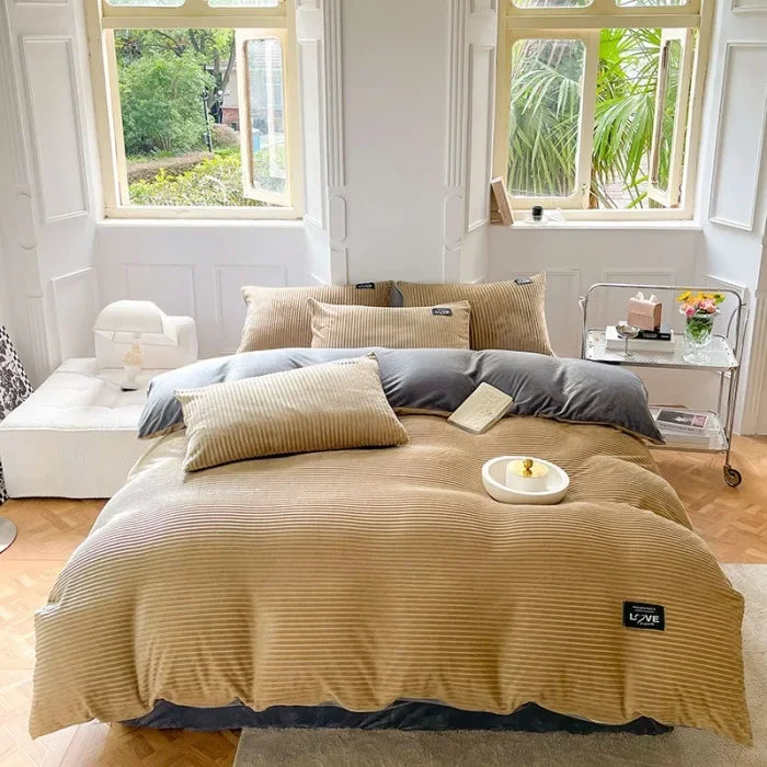 Thick Velvet Duvet Cover Set with 2 Pillowcases - Warm Winter Comforter Cover, Available 150×200 to 220×240 cm (59×79 to 87×94 in)