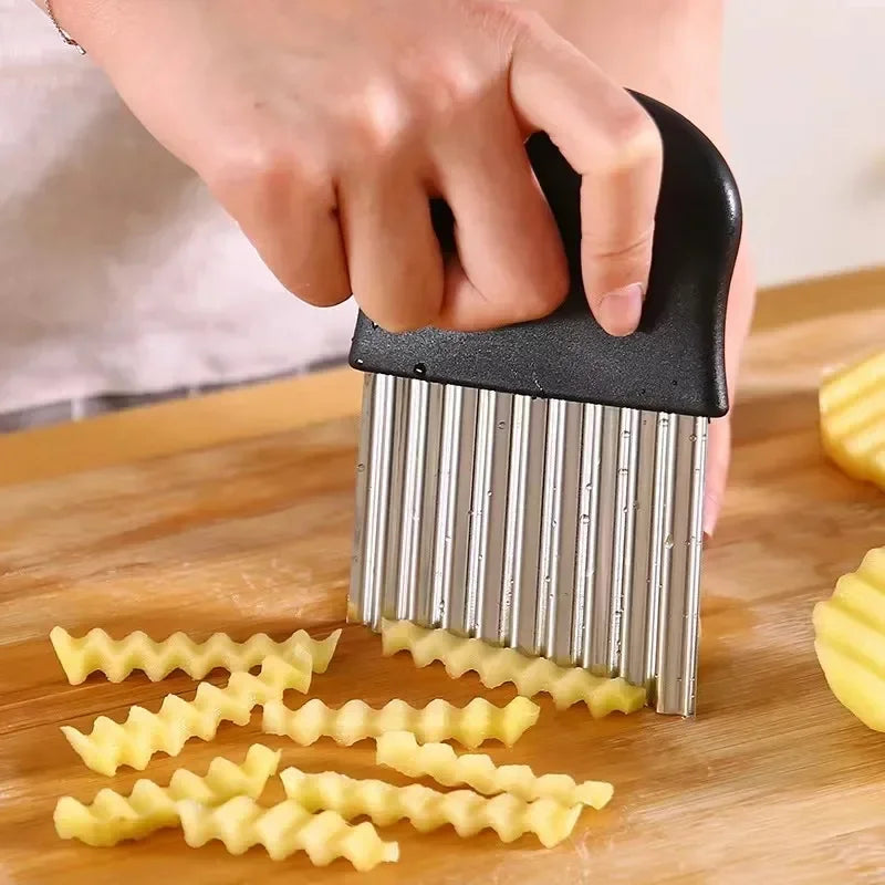 Stainless Steel Crinkle Potato Slicer Wavy Vegetable & Fruit Cutter French Fry Maker