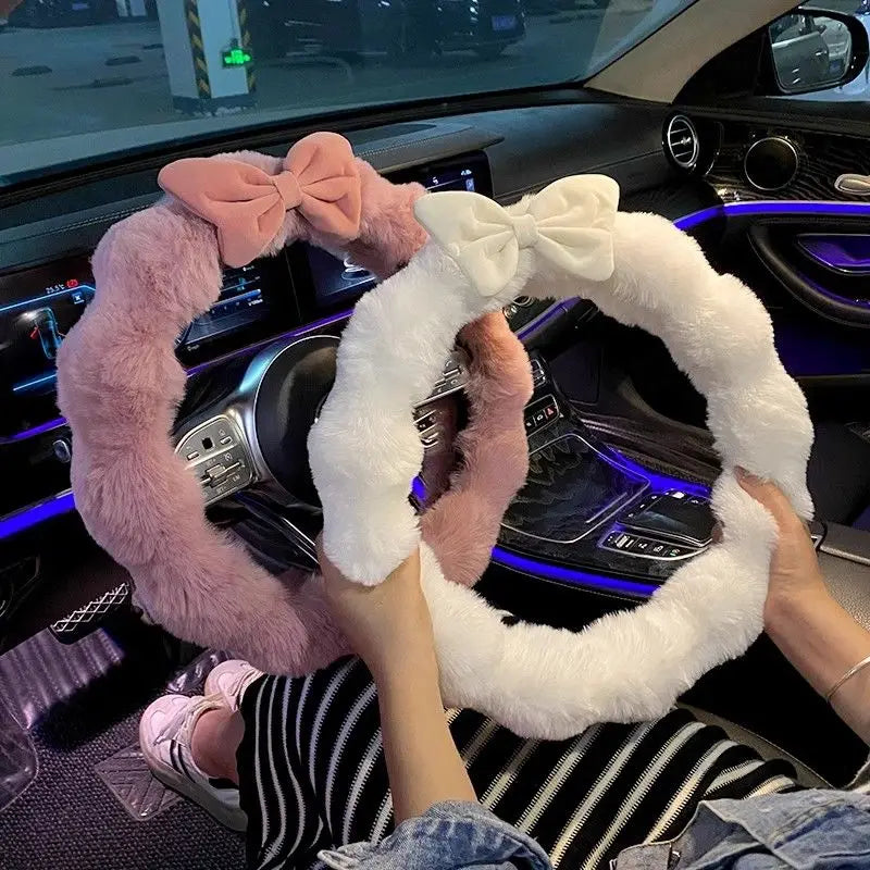 Plush Velvet Steering Wheel Cover – Soft Winter Car Handlebar Cover for Women, Cute High-End Interior Accessory