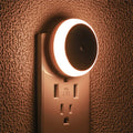LED Plug-In Night Light with Dusk-to-Dawn Sensor Auto-Dim Wall Lamp for Bathroom Hallway Kitchen Bedroom