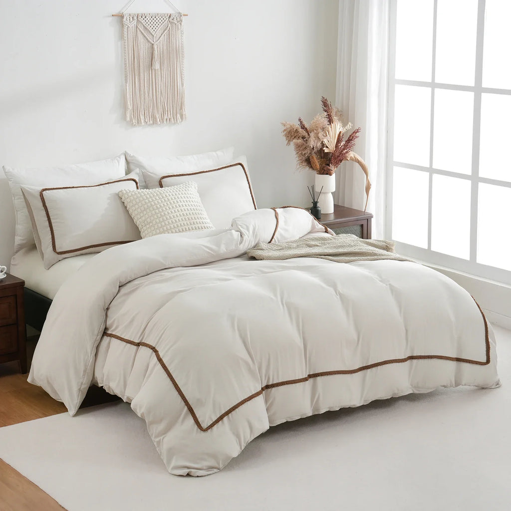 3-Piece White & Khaki Duvet Cover Set - Geometric Line Comforter Cover, Lightweight 100% Polyester, All-Season