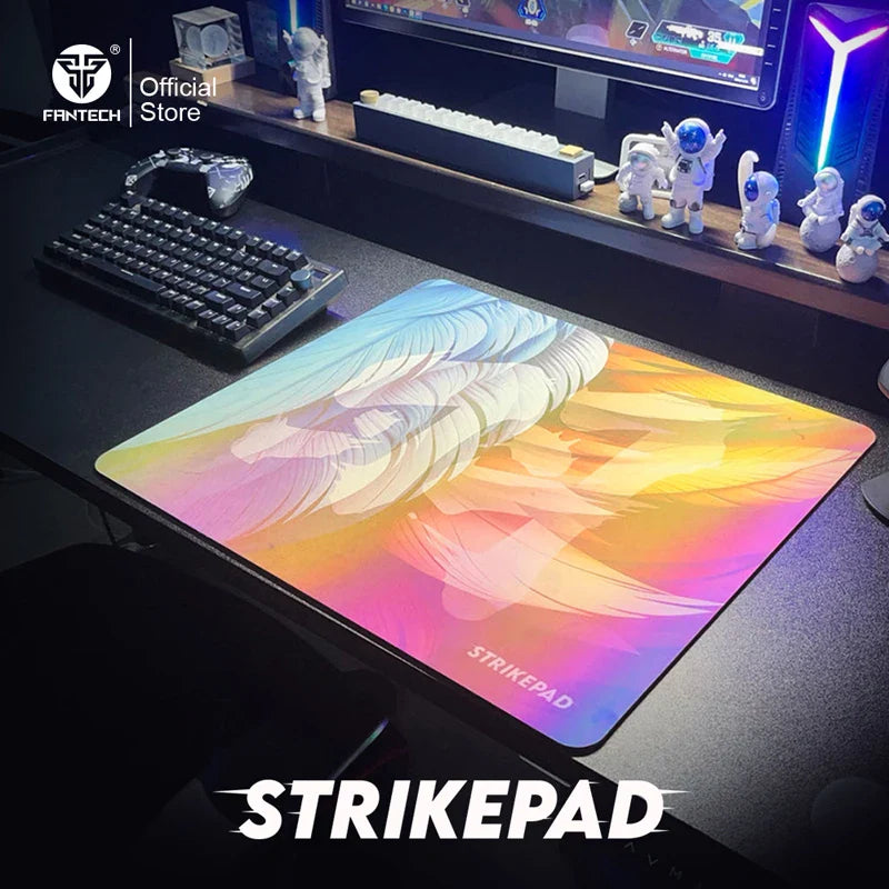 Holographic Gaming Mouse Pad 490 x 420 x 3 mm (19.3 x 16.5 x 0.12 in) Waterproof No-Edge Stitching