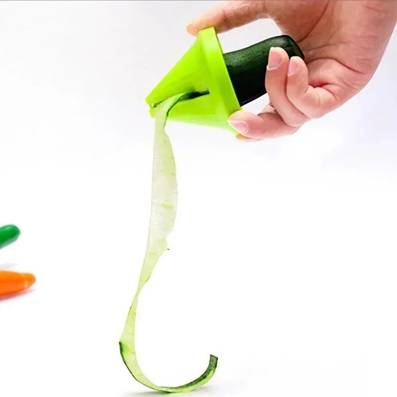Handheld Spiralizer Vegetable Slicer - Compact Zucchini Noodle Maker & Grater (2.6 x 2.8 in / 6.5 x 7 cm)
