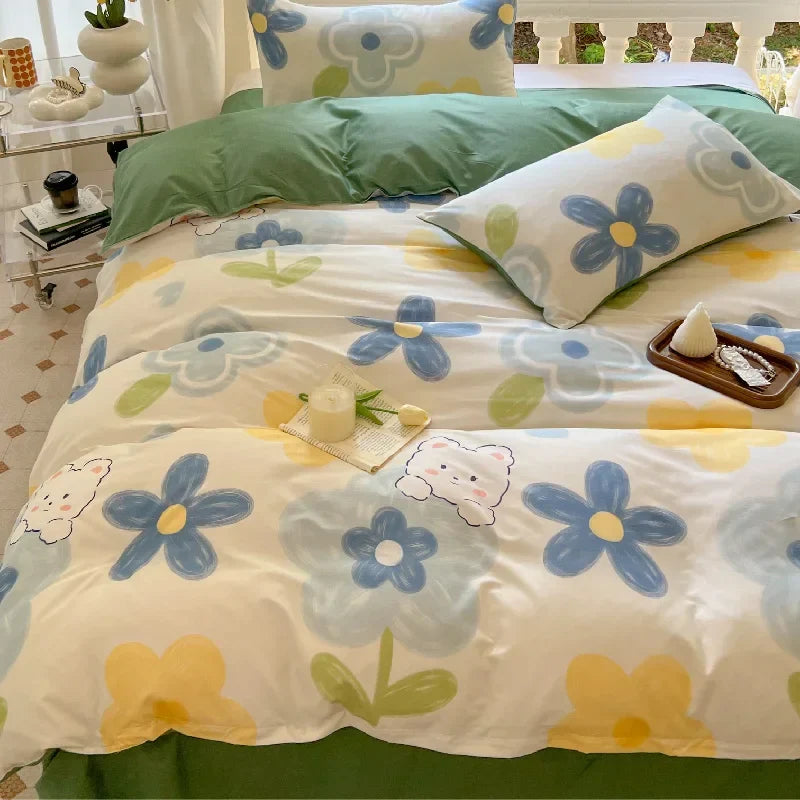 Kawaii Bear Floral Duvet Cover Bedding Set – 3PC/4PC Duvet Cover, Bed Sheet & Pillowcases | Full Queen King (Multiple Sizes)