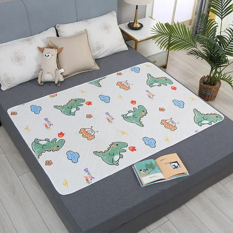 Washable Waterproof Baby & Toddler Mattress Protector Cute Cartoon Reusable Urine Pad 50×70 cm (19.7×27.6 in)