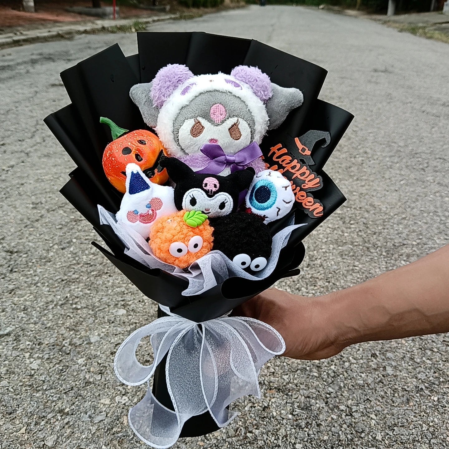 Kawaii Cat Plush Bouquet with Soap Rose Flowers — Cute Valentine's Day, Birthday & Graduation Gift