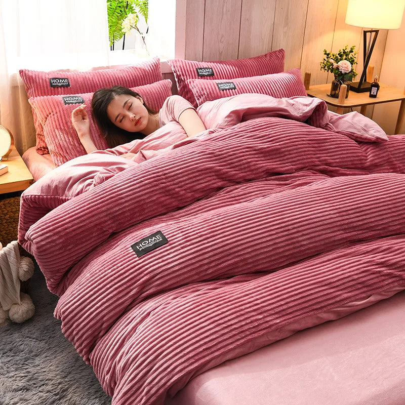Thick Velvet Duvet Cover Set with 2 Pillowcases - Warm Winter Comforter Cover, Available 150×200 to 220×240 cm (59×79 to 87×94 in)