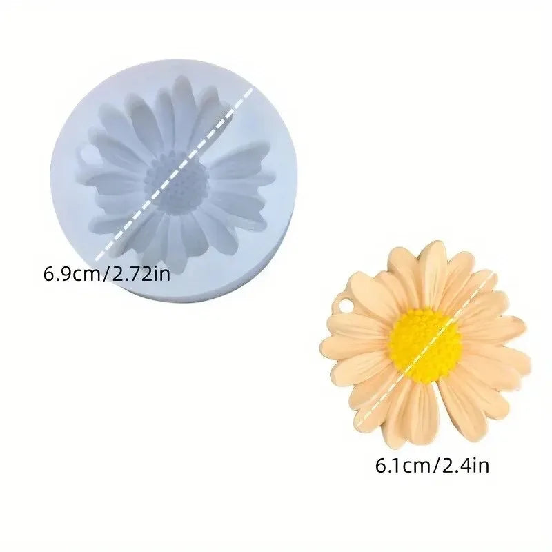 3D Daisy Silicone Mold for Candles & Plaster - Single 2.7 in (6.9 cm) Flower Mold for Resin and Clay Crafts