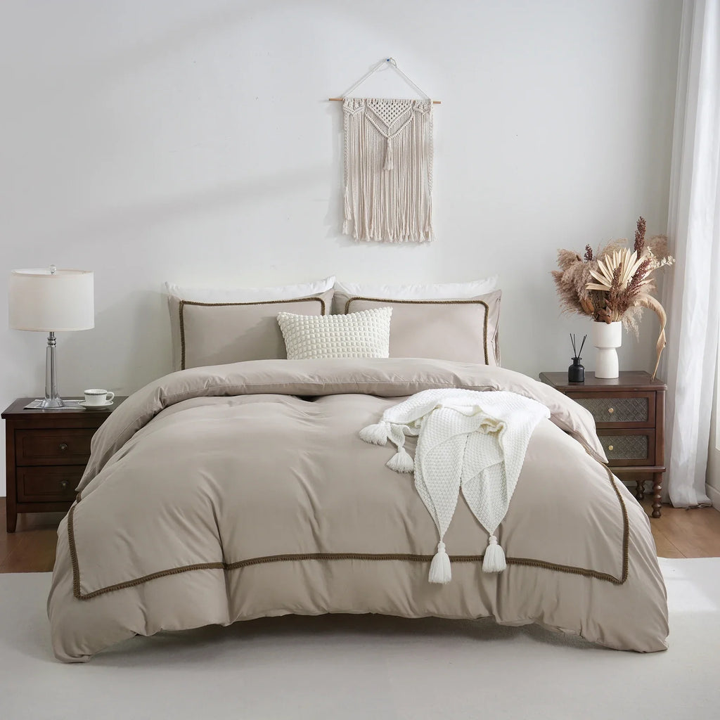 3-Piece White & Khaki Duvet Cover Set - Geometric Line Comforter Cover, Lightweight 100% Polyester, All-Season