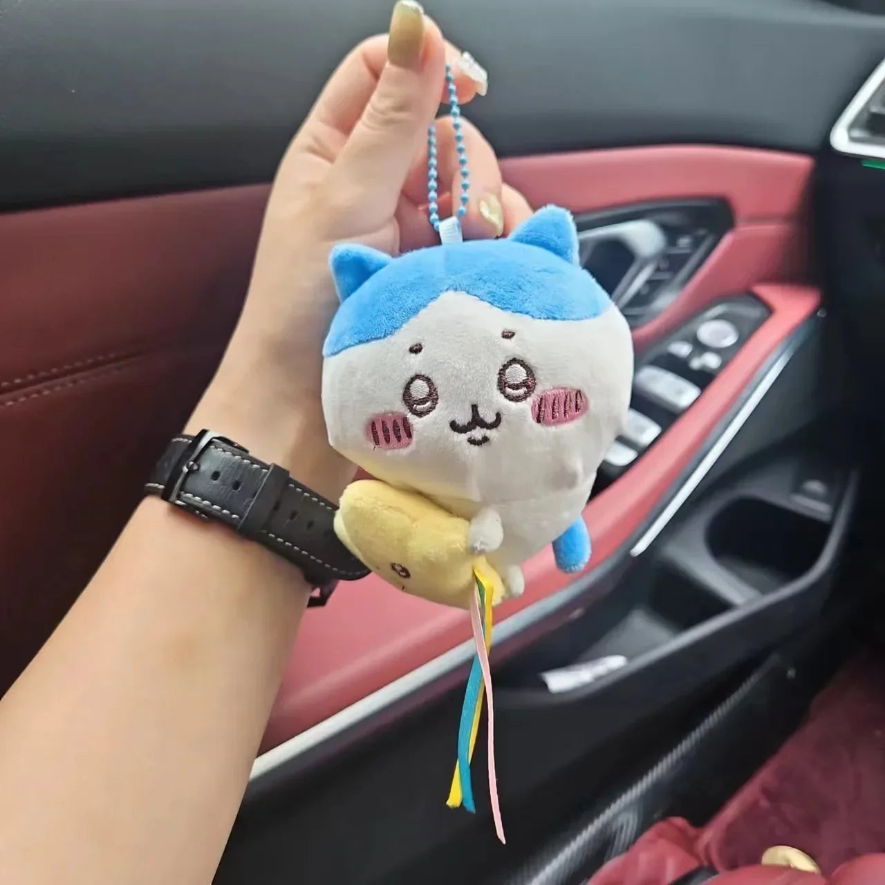 Hachiware Usagi Plush Keychain – Star Hugging Doll Pendant, Soft Hanging Plush Charm for Bags & Backpacks (Bead Chain or Metal Buckle)