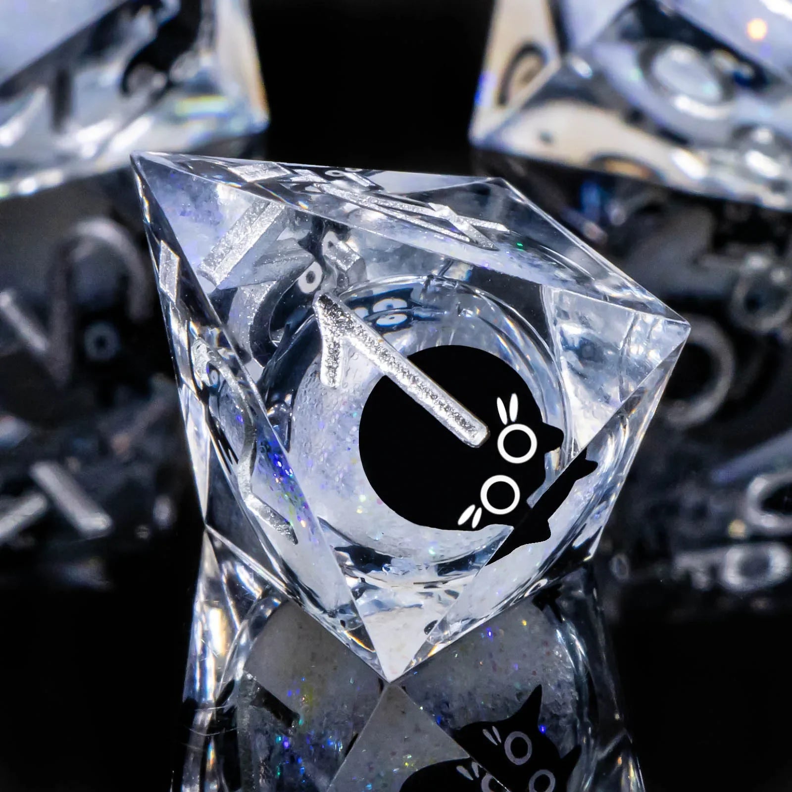 Liquid-Core Cat Resin 7-Piece RPG Dice Set — Sharp-Edge Polyhedral D20 D12 D10 D8 D6 D4 for Dungeons & Dragons & Tabletop