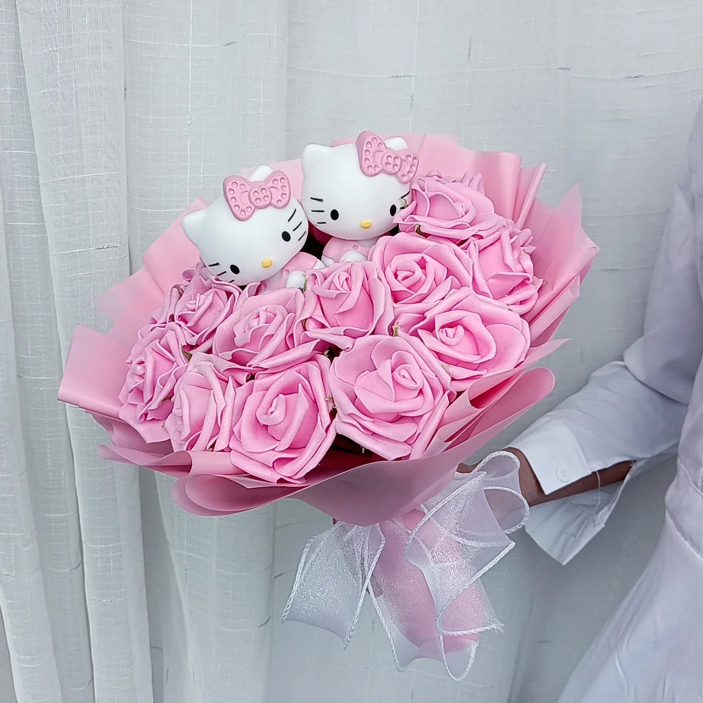 Kawaii Cat Plush Bouquet with Soap Rose Flowers — Cute Valentine's Day, Birthday & Graduation Gift