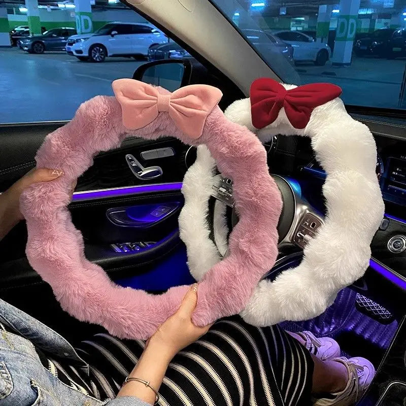 Plush Velvet Steering Wheel Cover – Soft Winter Car Handlebar Cover for Women, Cute High-End Interior Accessory