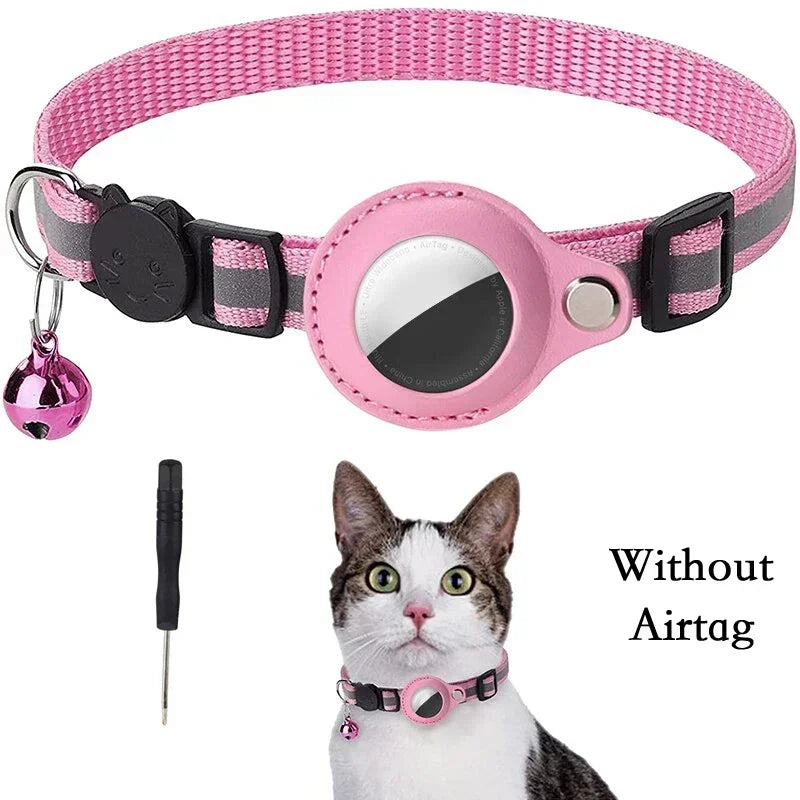 Adjustable Reflective Cat Collar with Tracker Case & Bell — Protective PU Holder for Bluetooth GPS Trackers, 22–34 cm (8.7–13.4 in)