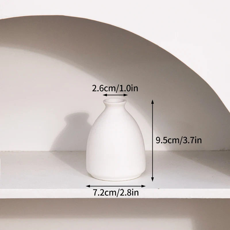 White Ceramic Bud Vase Nordic Matte Decorative Vase for Home Living Room Tabletop Flower Arrangements Photo Props