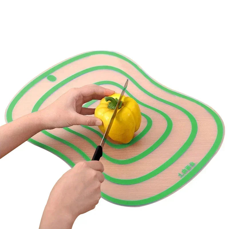 Frosted Non-Slip Antibacterial Food-Grade PP Cutting Board – Flexible Rollable Chopping Block for Meat, Vegetables & Fruit (S: 7.9 x 5.1 in / 20 x 13 cm; M: 11.8 x 9.1 in / 30 x 23 cm; L: 15.7 x 11.8 in / 40 x 30 cm)
