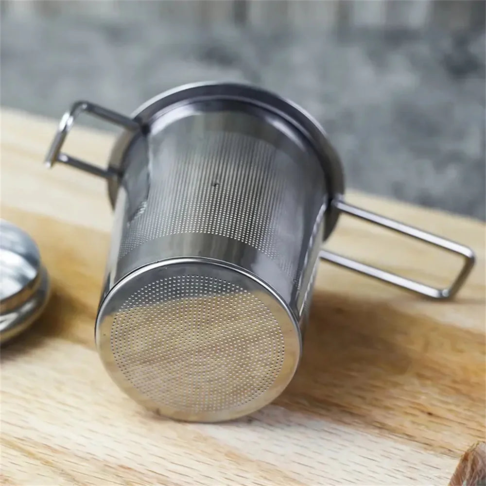 Premium Stainless Steel Tea Infuser with Folding Handle and Lid - Anti-Scald Loose Leaf Strainer