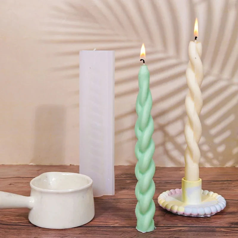 Geometric Spiral Silicone Candle Mold - Twisted Rod DIY Candle Maker (20.5 x 9.7 x 1.7 cm / 8.07 x 3.82 x 0.67 in)