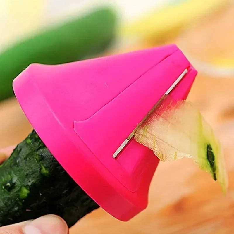 Handheld Spiralizer Vegetable Slicer - Compact Zucchini Noodle Maker & Grater (2.6 x 2.8 in / 6.5 x 7 cm)