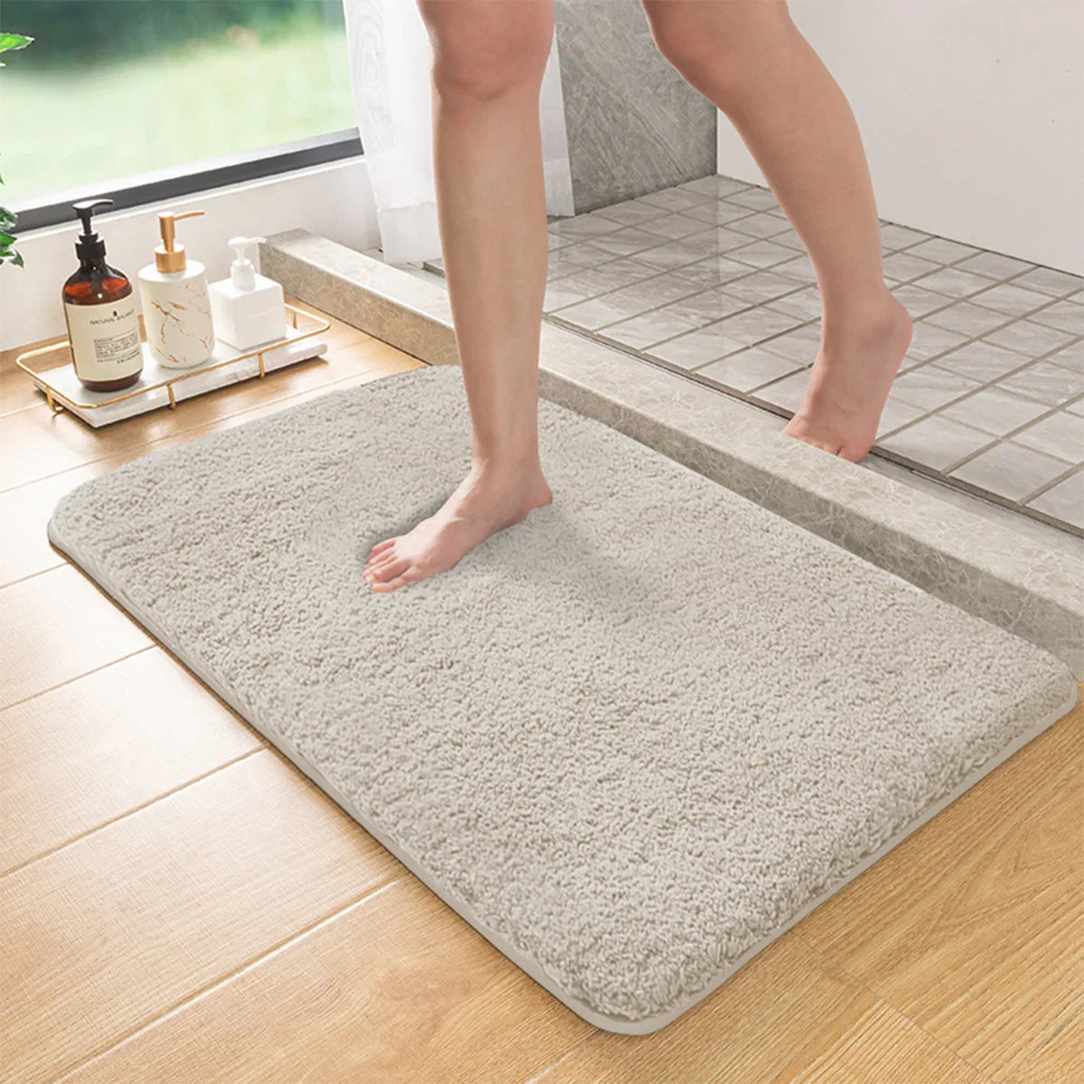 Long-Pile Shaggy Absorbent Bath Mat – Fluffy Non-Slip Bathroom & Entrance Rug