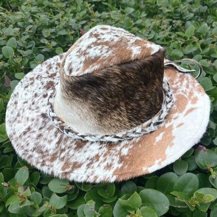 Frontier Cowhide Fur-on Rancher Hat