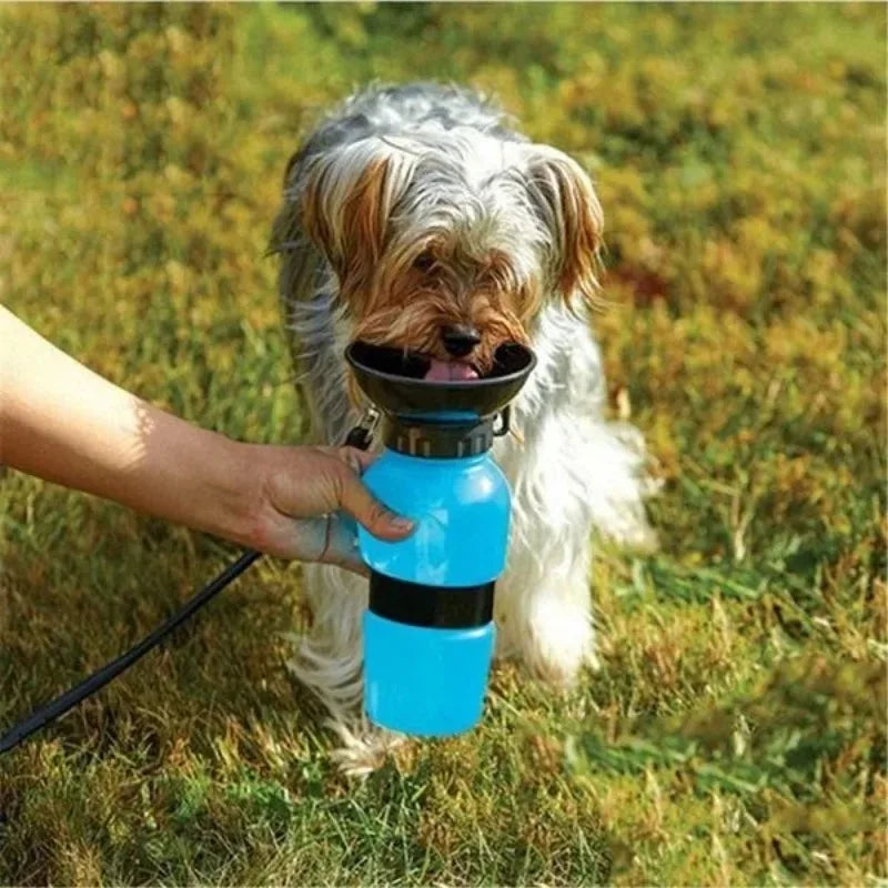500ml (16.9oz) Portable Dog & Cat Travel Water Bottle with Built-In Drinking Bowl