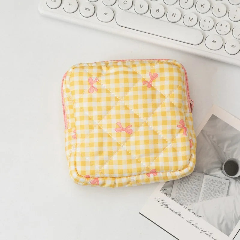 Large Capacity Period Pouch - Cute Cartoon Bow Sanitary Napkin & Tampon Organizer Bag