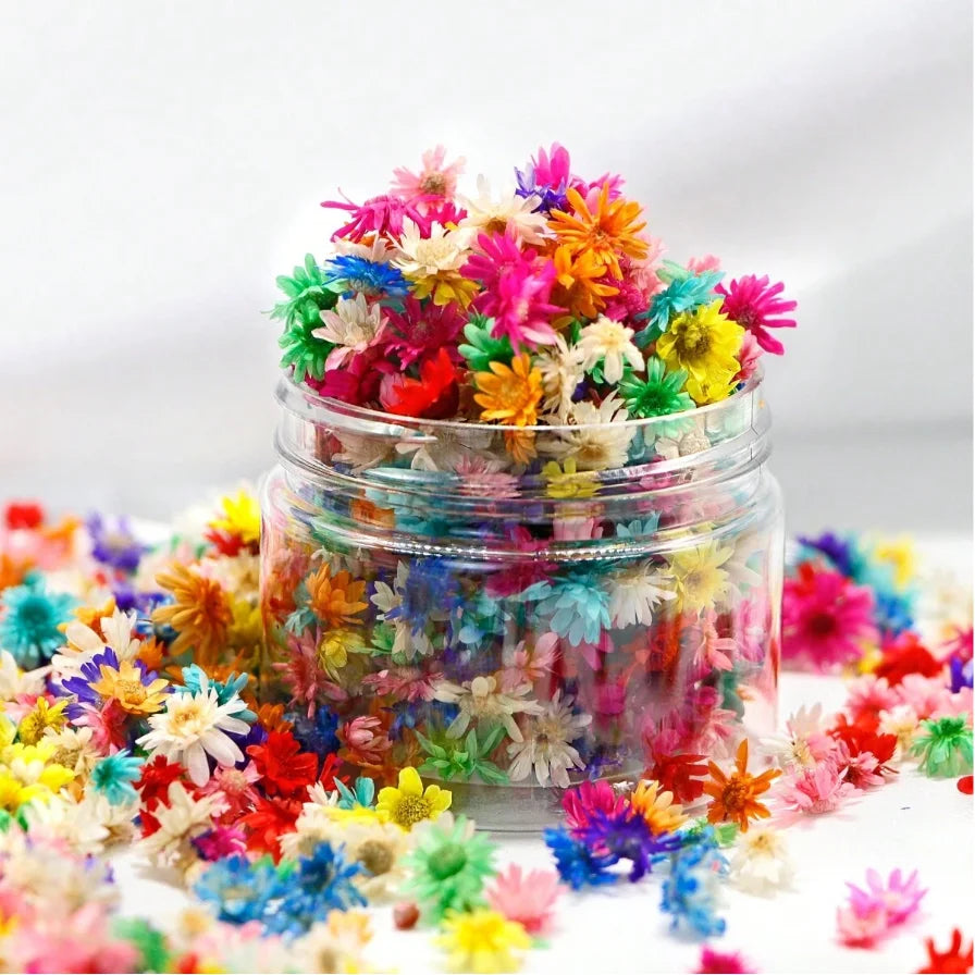 120 PCS Small Daisy Artificial Flower Heads for Resin Jewelry, Candle Decoration, DIY Crafts & Home Decor