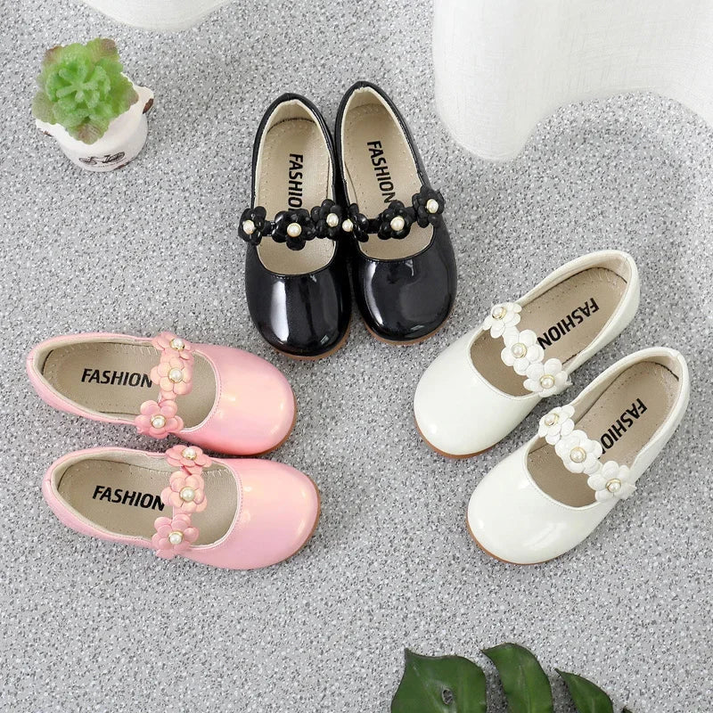 Girls Floral PU Leather Dress Flats with Flower Applique – Princess Party Shoes (EU Sizes 26–36)